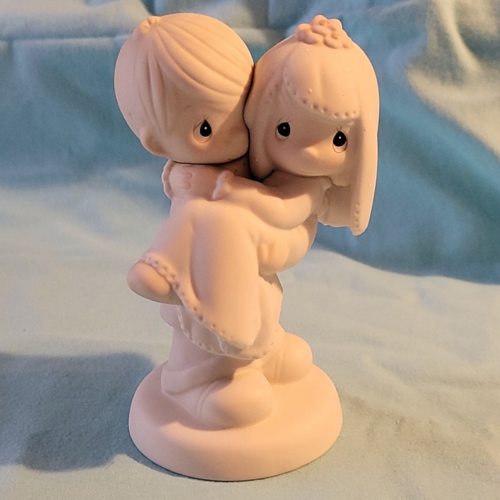 Vintage Precious Moments "Bless You To"  E-9255